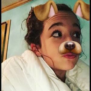 Meet your Posher, Olivia